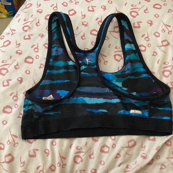 ladies razor back sports bra - Picture 2 of 2